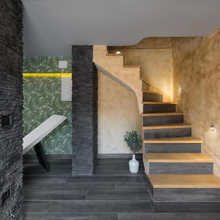 Villa Vesna With Sauna, Hot Tub Potpican Exterior photo